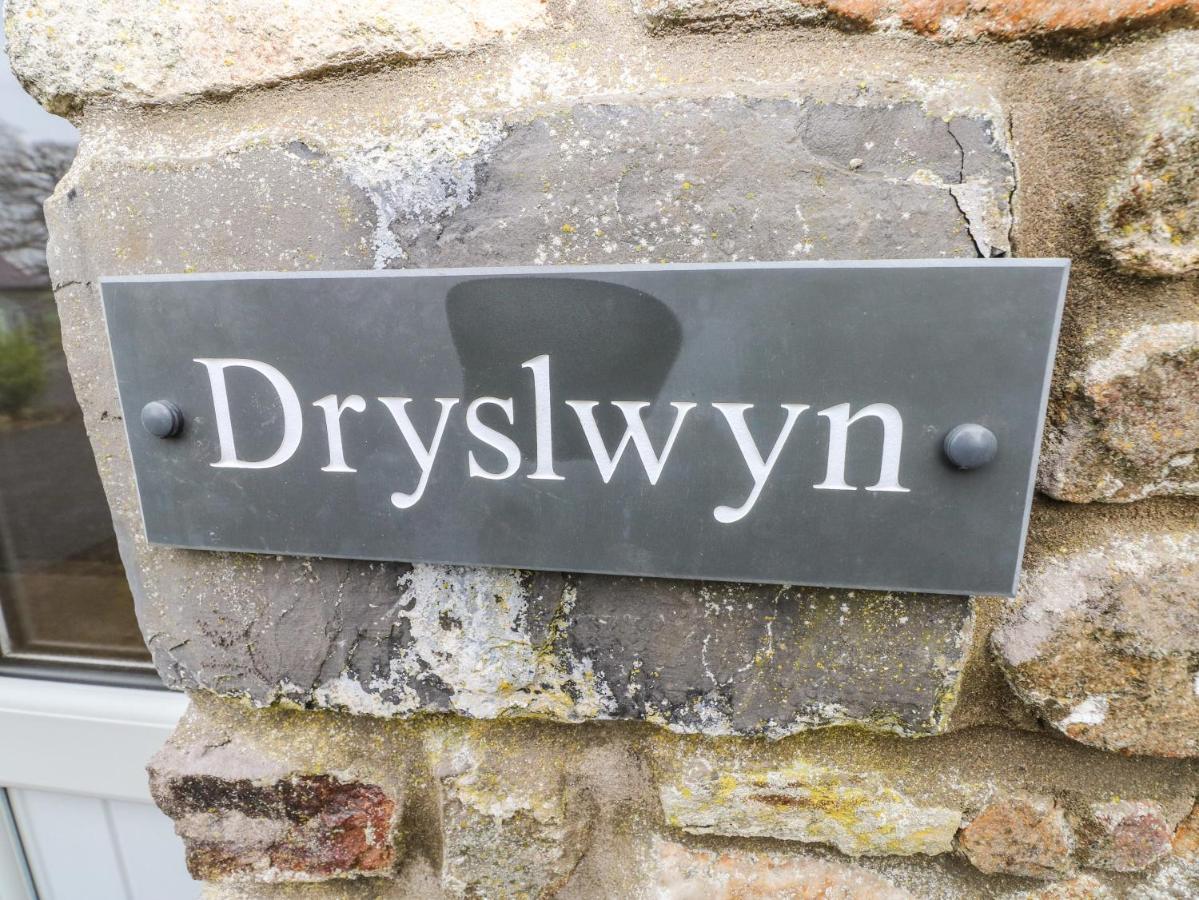 Holiday home Dryslwyn